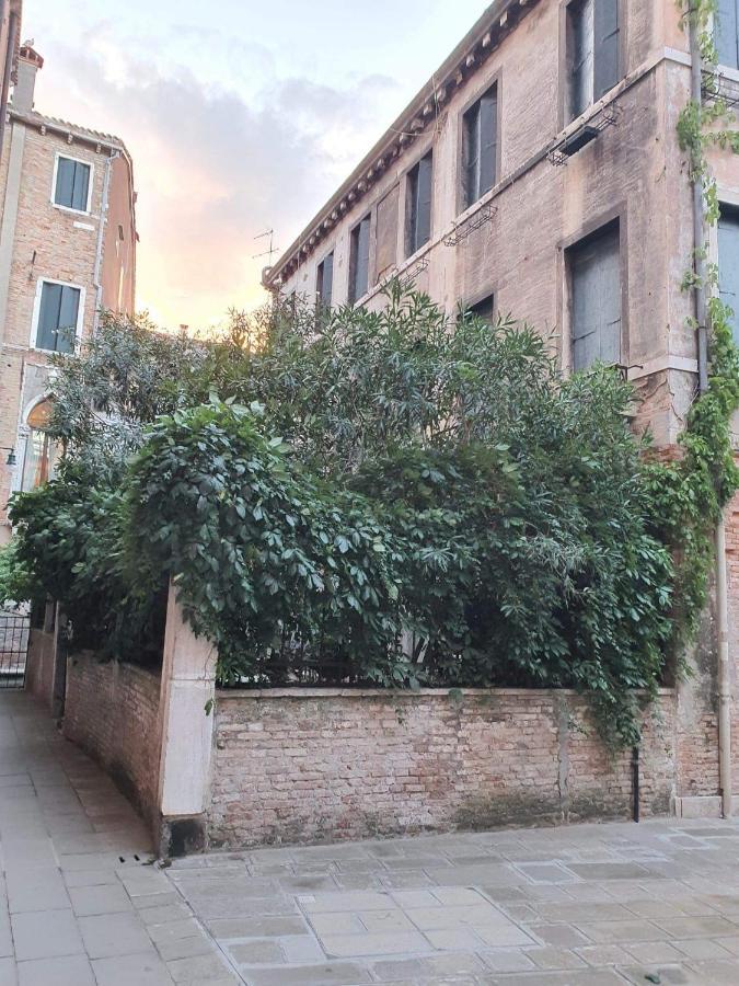 شقة Residenza Oleandro Rosa البندقية المظهر الخارجي الصورة